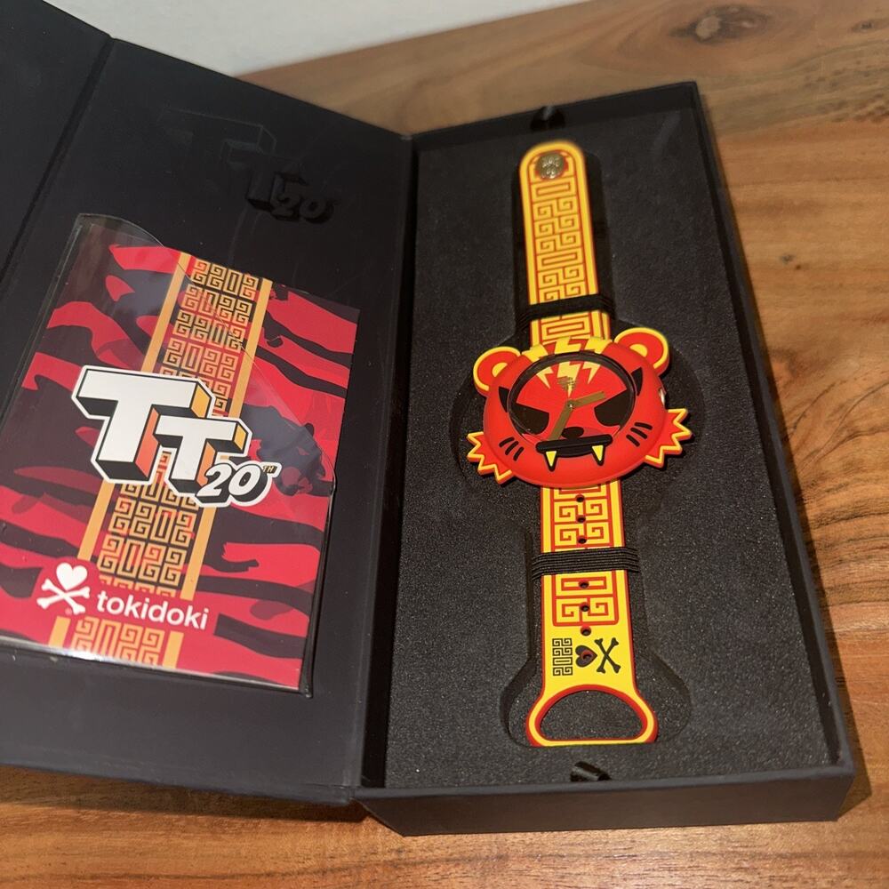 Tokidoki Watch Tiger Cat Year Of The Tiger Yellow Red Toy Tokyo New